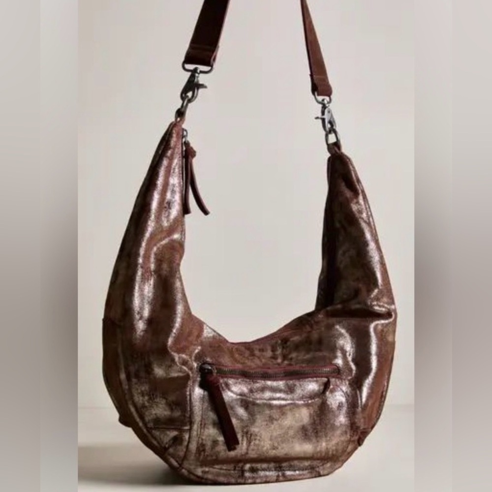We The Free Sparta Sling in Pyrite Genuine Leather Sling Bag EUC